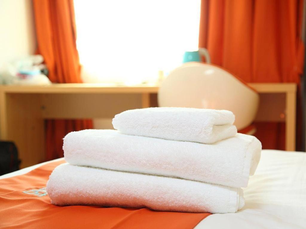 Pai Hotel-shanghai Railway Station 2*